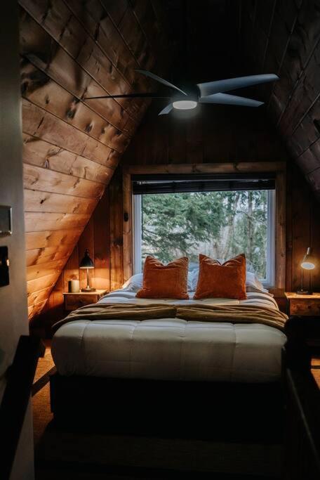 New! Cozy & Modern A-Frame In The Woods W/Hot Tub Villa Tamworth Eksteriør billede