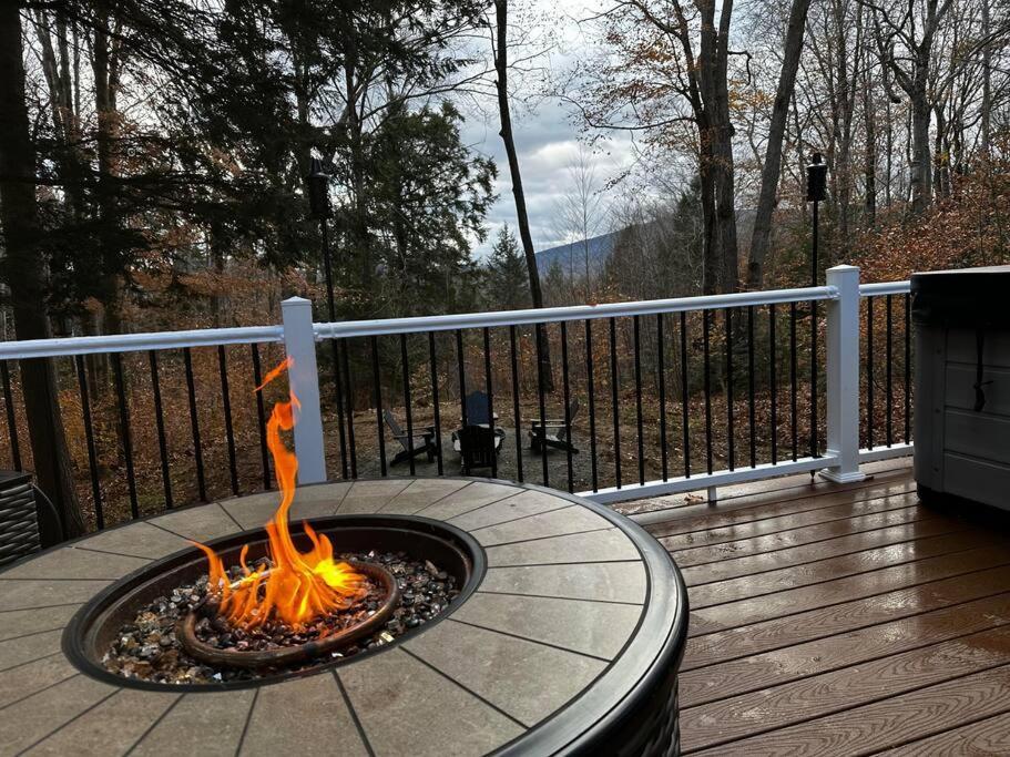 New! Cozy & Modern A-Frame In The Woods W/Hot Tub Villa Tamworth Eksteriør billede